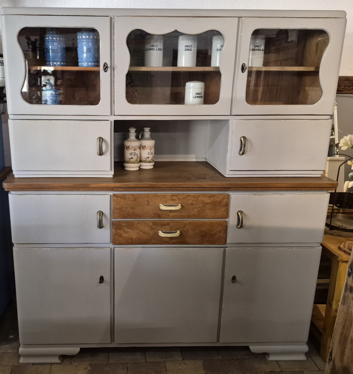 Vintage Küchenbuffet um 1940