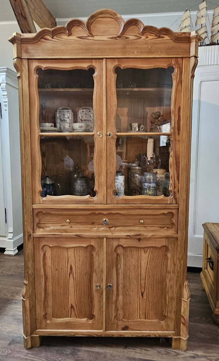 Antike Vitrine aus Weichholz Louis Philippe um 1880